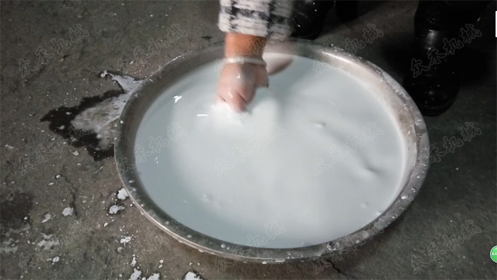 擀面皮面浆浓度稠稀怎么调绝密配方