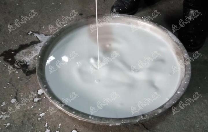 50型卧式擀面皮机视频和面洗面