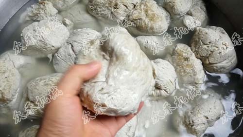 煮好吃的面筋自制凉皮擀面皮面筋怎么做好吃