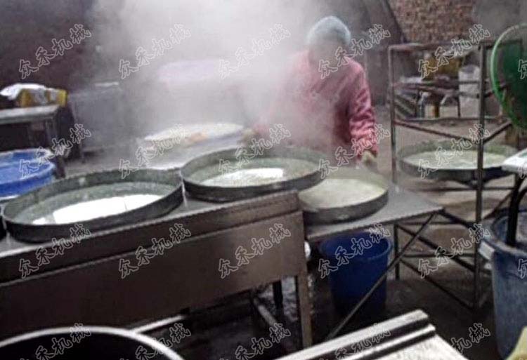 50型手工面皮机生产圆形凉皮